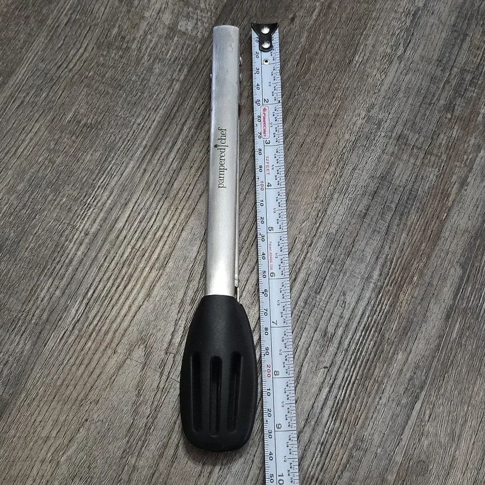 Pampered Chef Small Chef Tongs #2957 Black Silicone Stainless Steel Locking